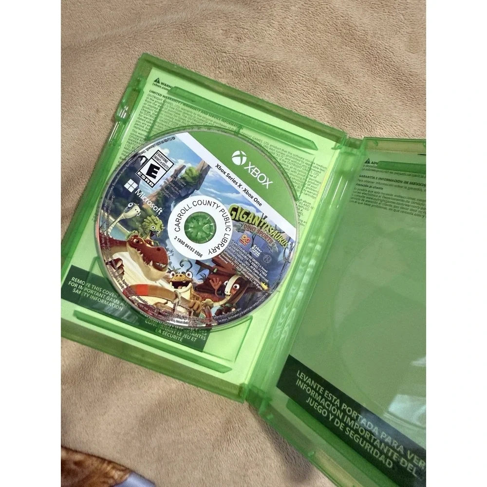 Gigantosaurus Dino Sports - Xbox Series X